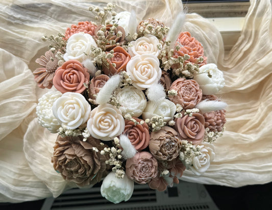 Bouquet de fleur marron et blanche