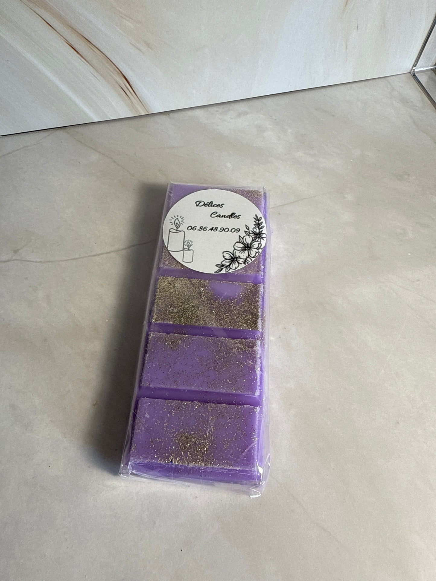 Chocolat bar caresse de bébé